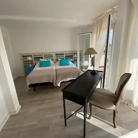 Espectacular Piso De 134m2 En Primera Línea De Mar * L' Escala