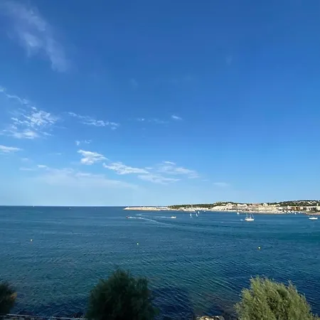 Espectacular Piso De 134m2 En Primera Linea De Mar L'Escala