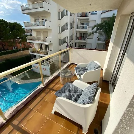 Espectacular Piso De 134m2 En Primera Linea De Mar Apartment L'Escala
