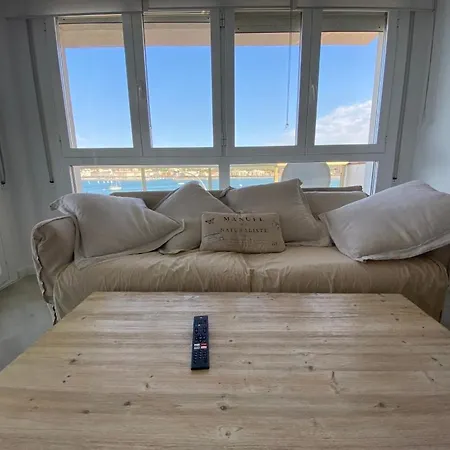 Espectacular Piso De 134m2 En Primera Linea De Mar Apartment L'Escala